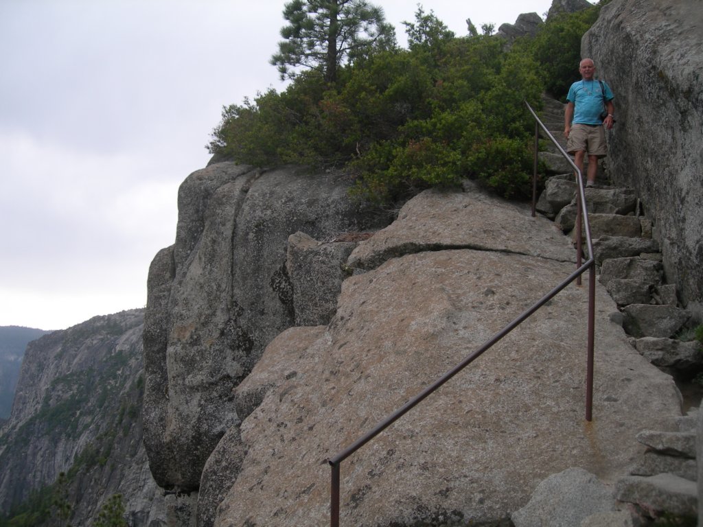 yosemitefalls054.jpg