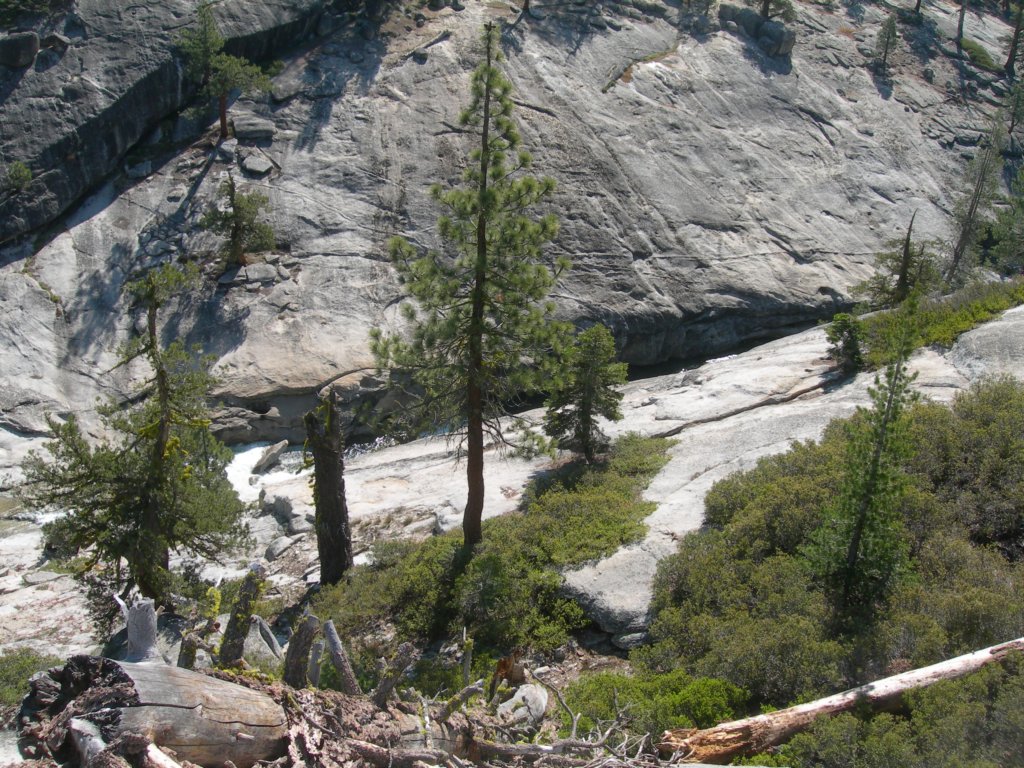 yosemitefalls113.jpg