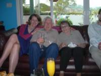 familyvisit241_small.jpg