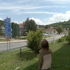 Sammy is trying to find way to our next stop - cave Vypustek