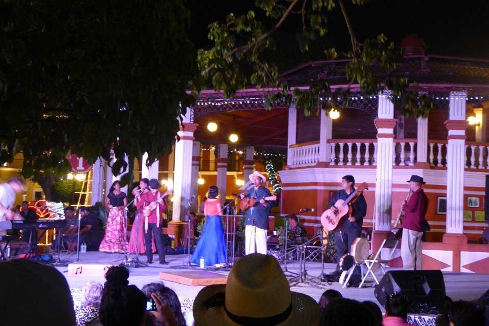 P1030225